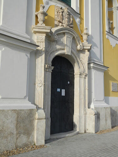 Kőből készült elemek restaurálása